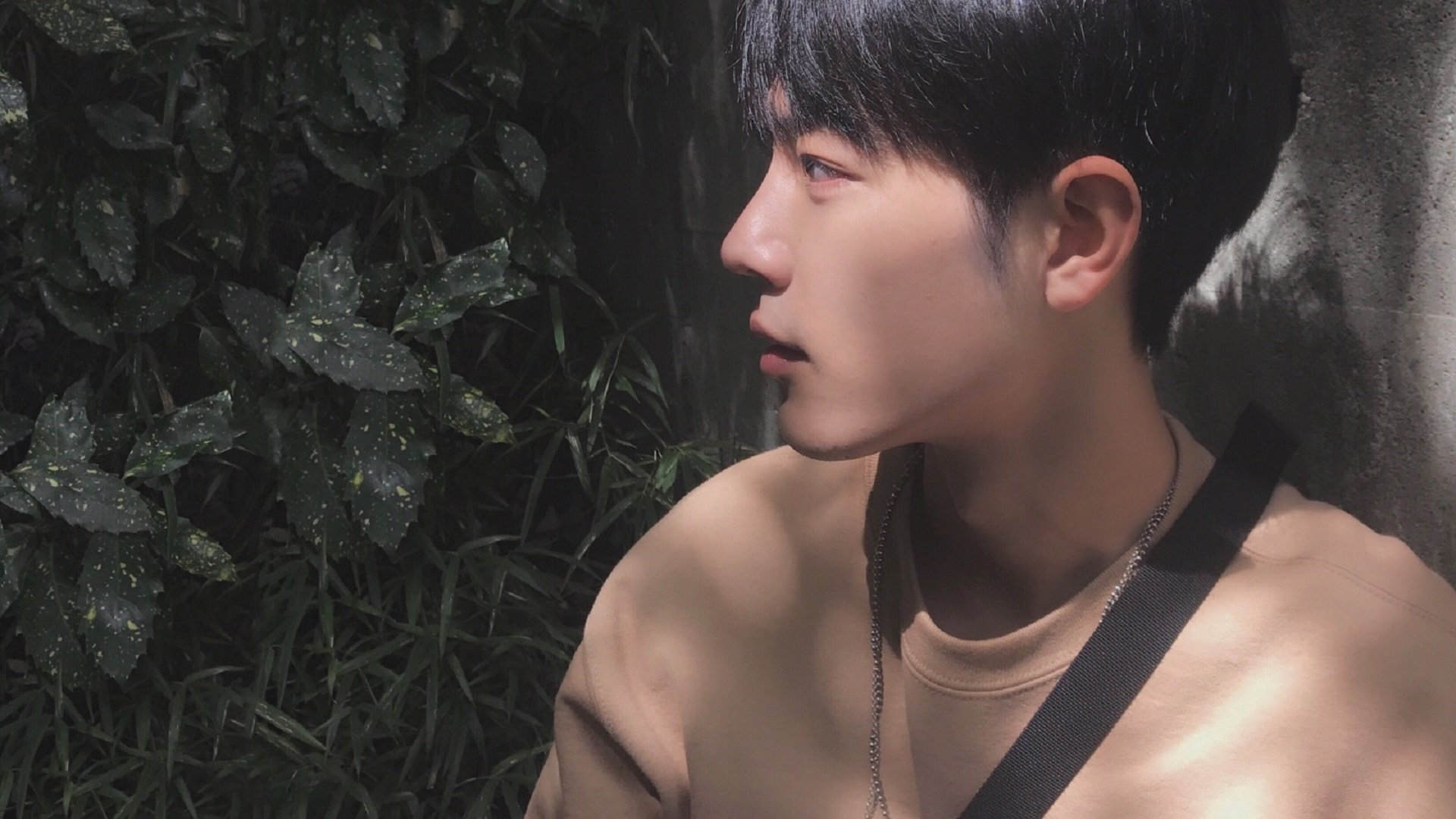 快速反击得手，迅速拉开比分差距，篮球快速反击